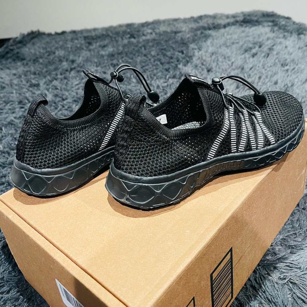 Water shoes